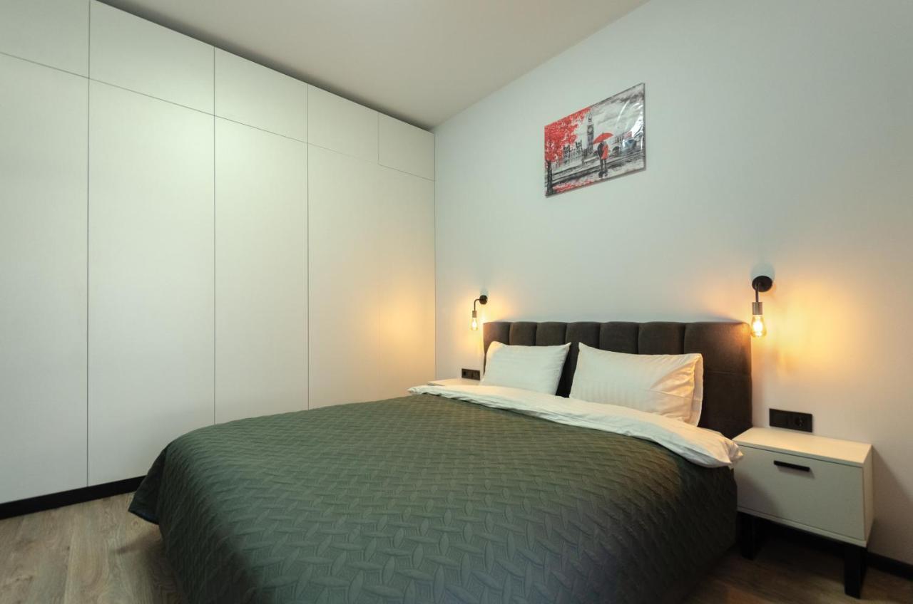Apartment Petrovdom In Beautiful In Rc 