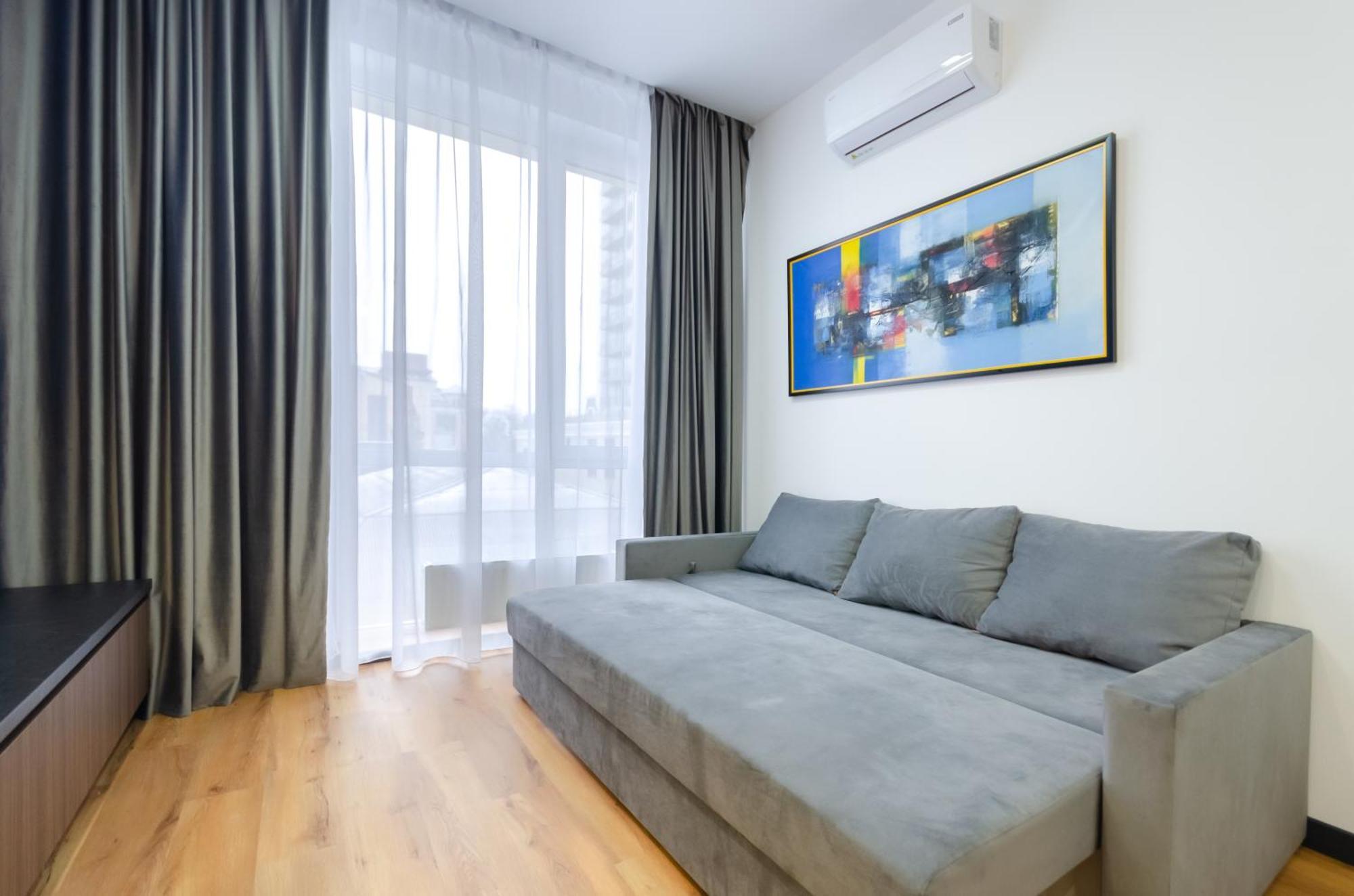 Apartment Petrovdom In Beautiful In Rc 