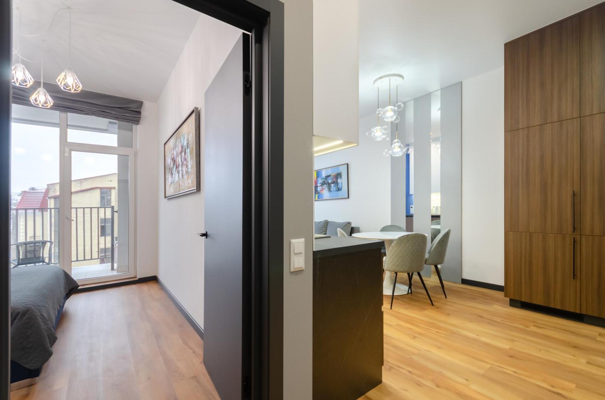 Apartment Petrovdom In Beautiful In Rc 