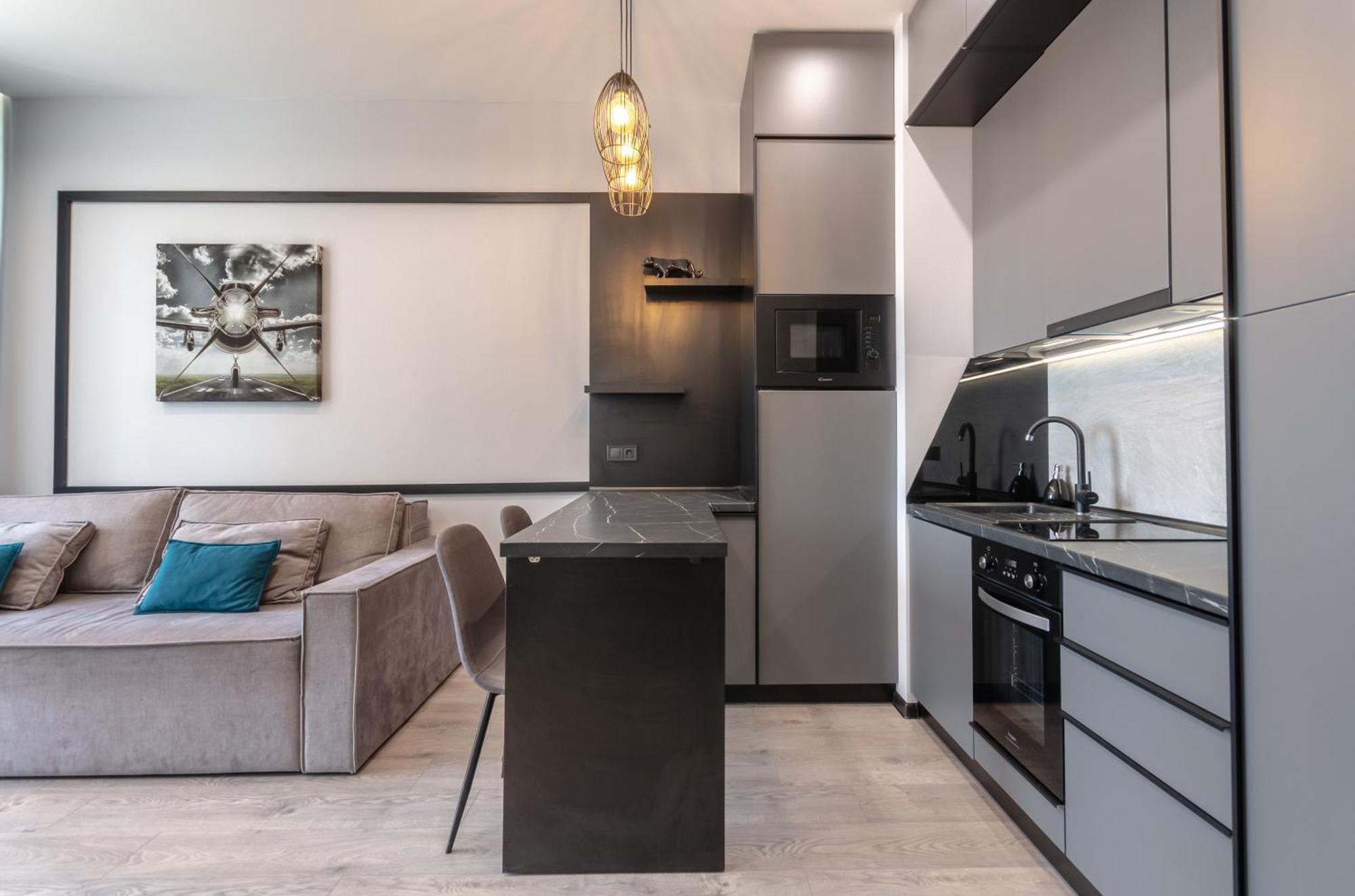 Apartment Petrovdom In Beautiful In Rc 
